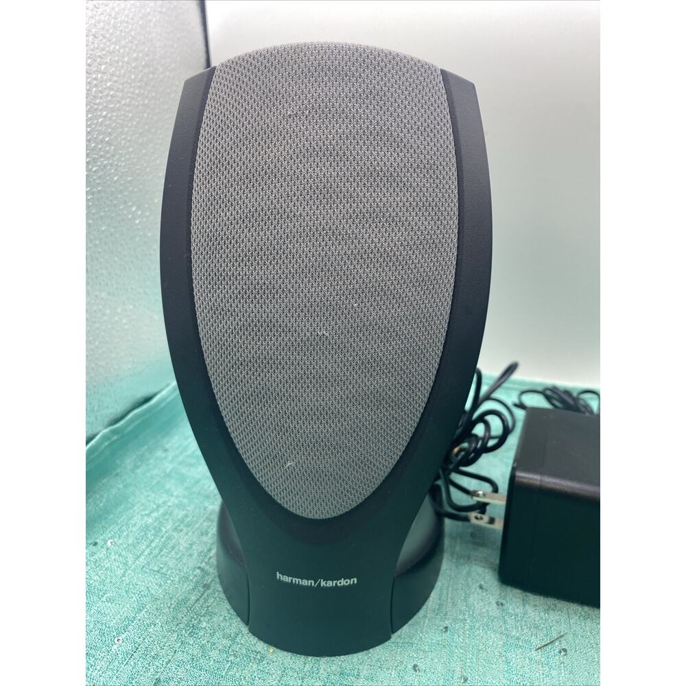 Pair Of Harman Kardon Rev A00 Computer Speakers - Picture 2 of 9